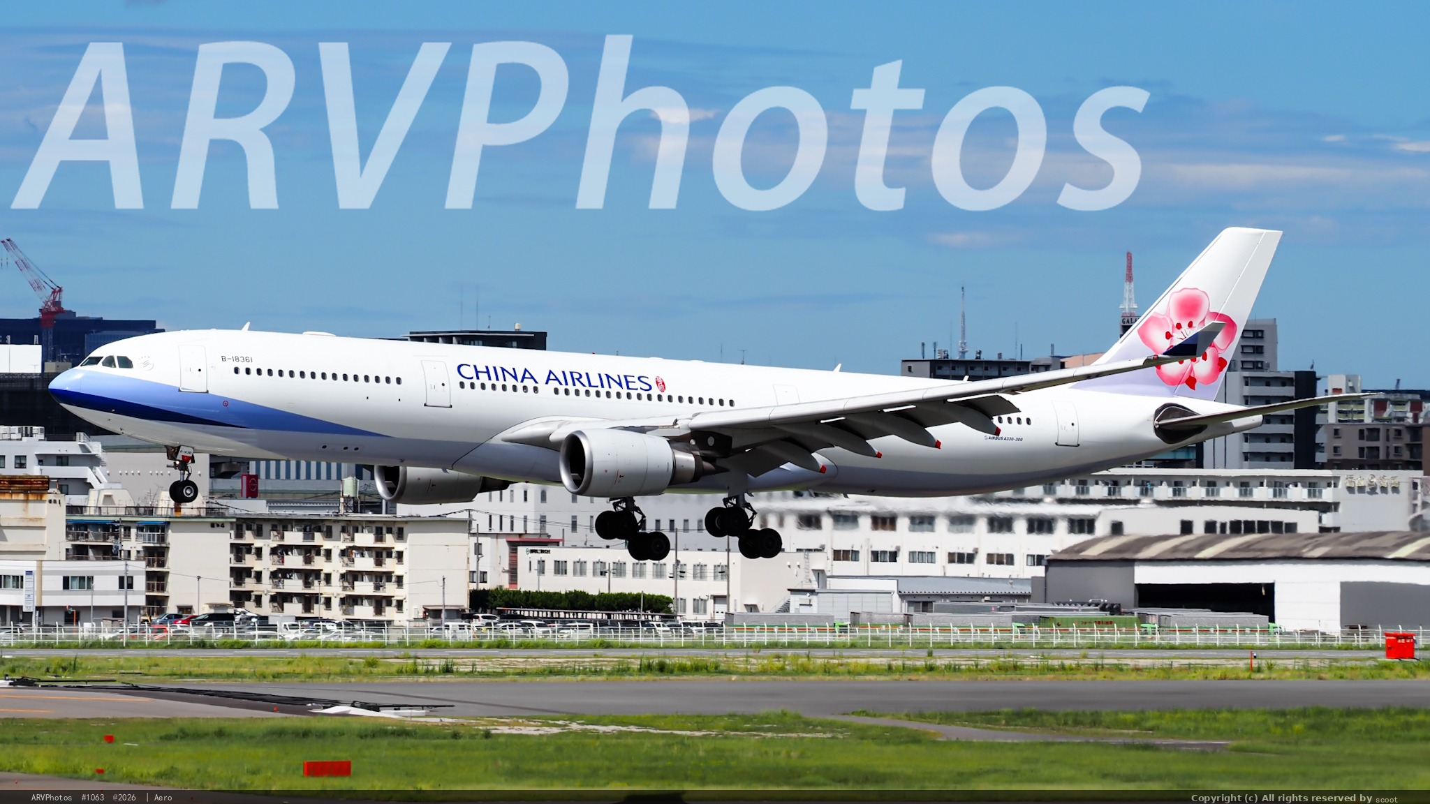 中华航空330