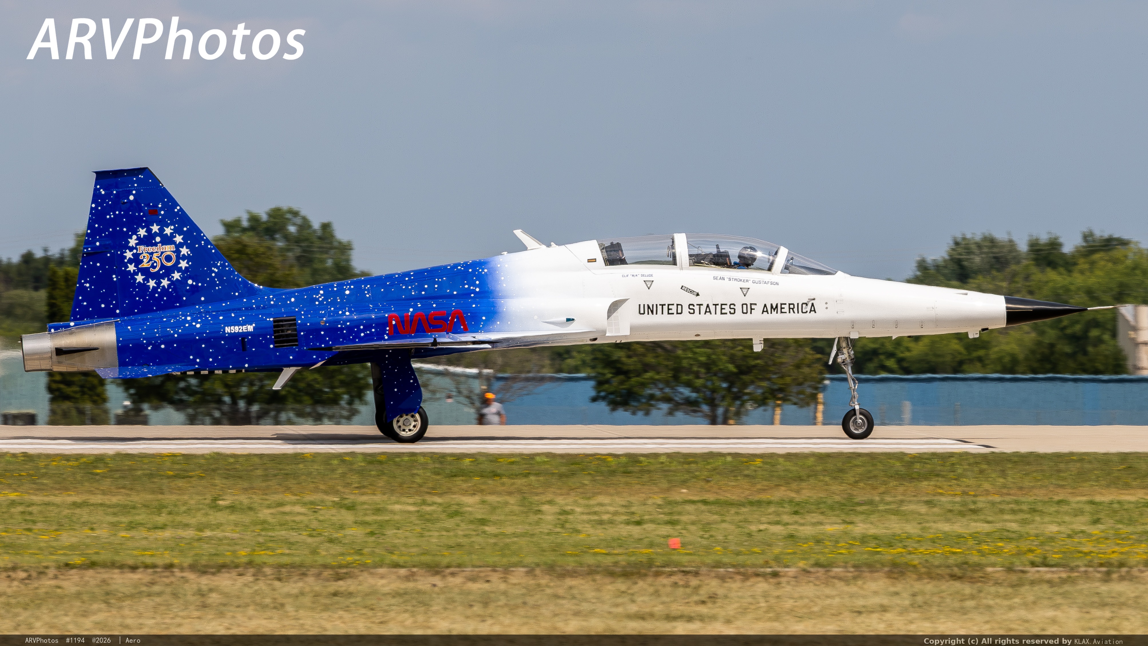 N592EM