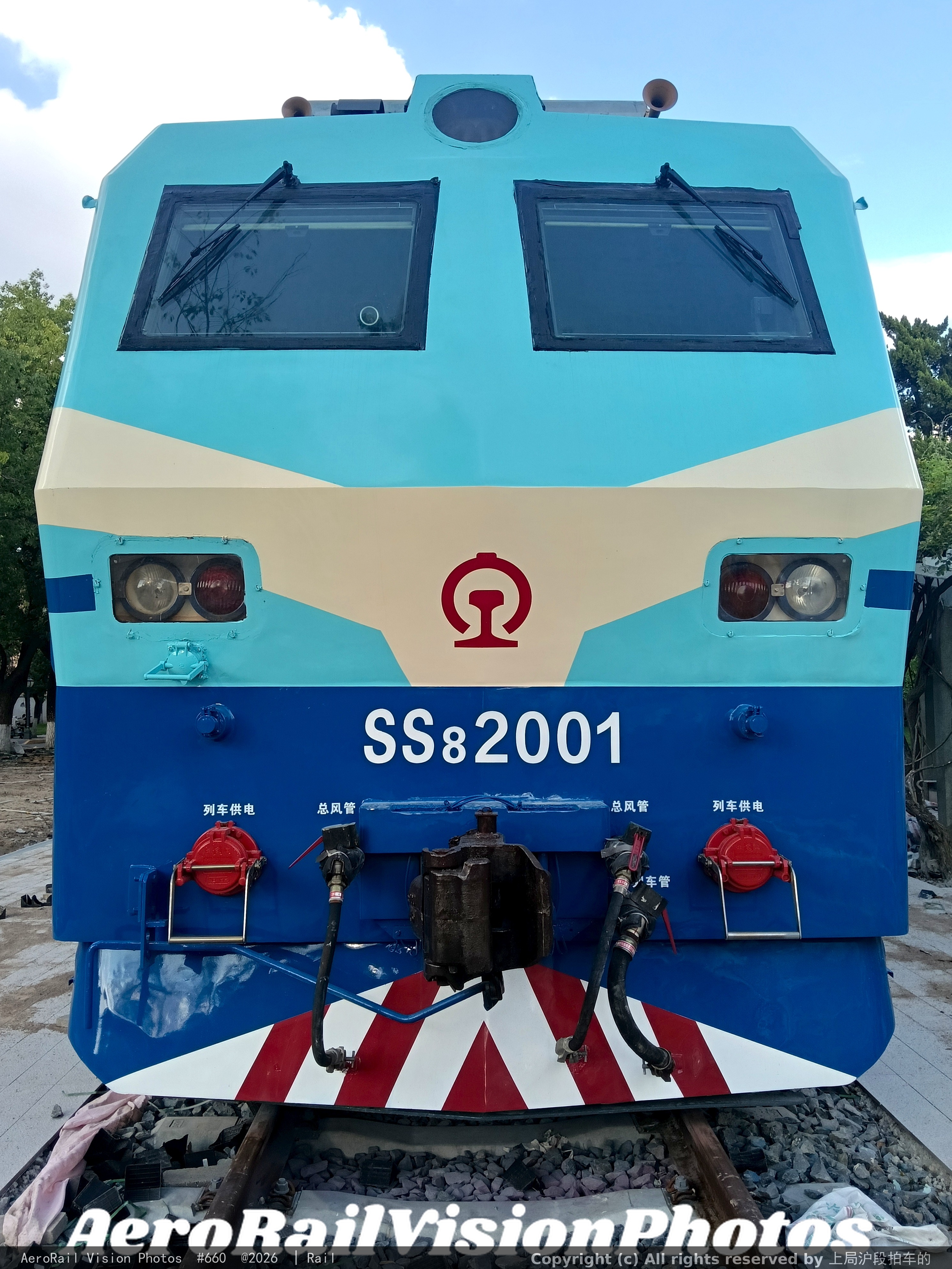 SS8-2001